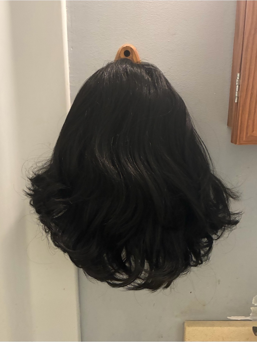 Wavy & Shiny Shoulder Length Black Costume Wig. Clean and Has Never Been Worn $6